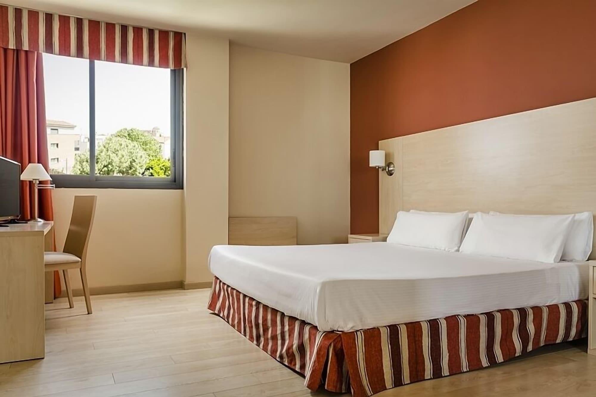 Crisol La Selva Hotel La Selva del Camp Ngoại thất bức ảnh