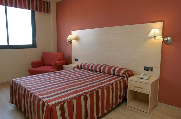 Crisol La Selva Hotel La Selva del Camp Ngoại thất bức ảnh