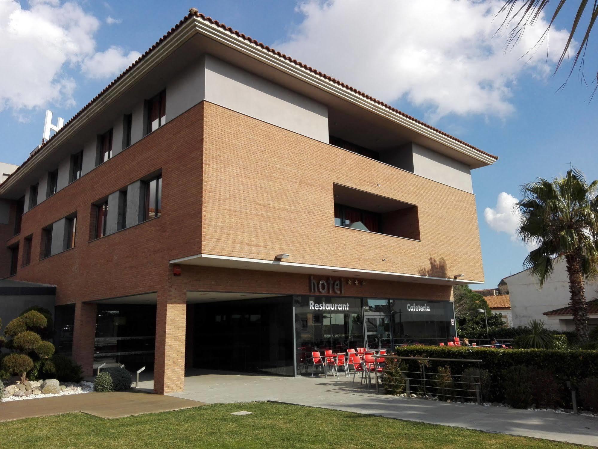 Crisol La Selva Hotel La Selva del Camp Ngoại thất bức ảnh